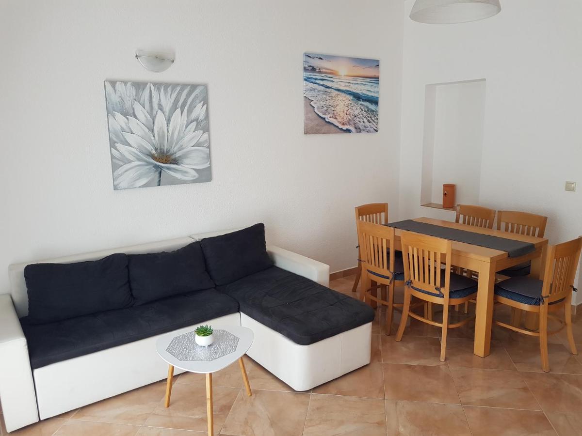 Apartments Andrea II Baska  Ngoại thất bức ảnh