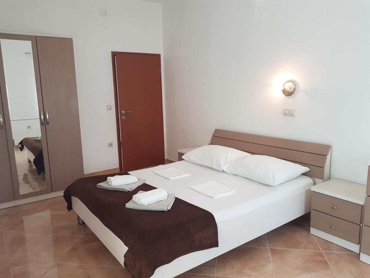 Apartments Andrea II Baska  Ngoại thất bức ảnh